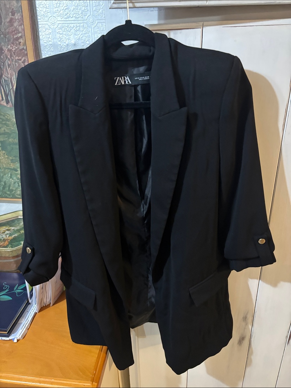 Zara Black Open-Front Women's Blazer with Rolled Sleeves